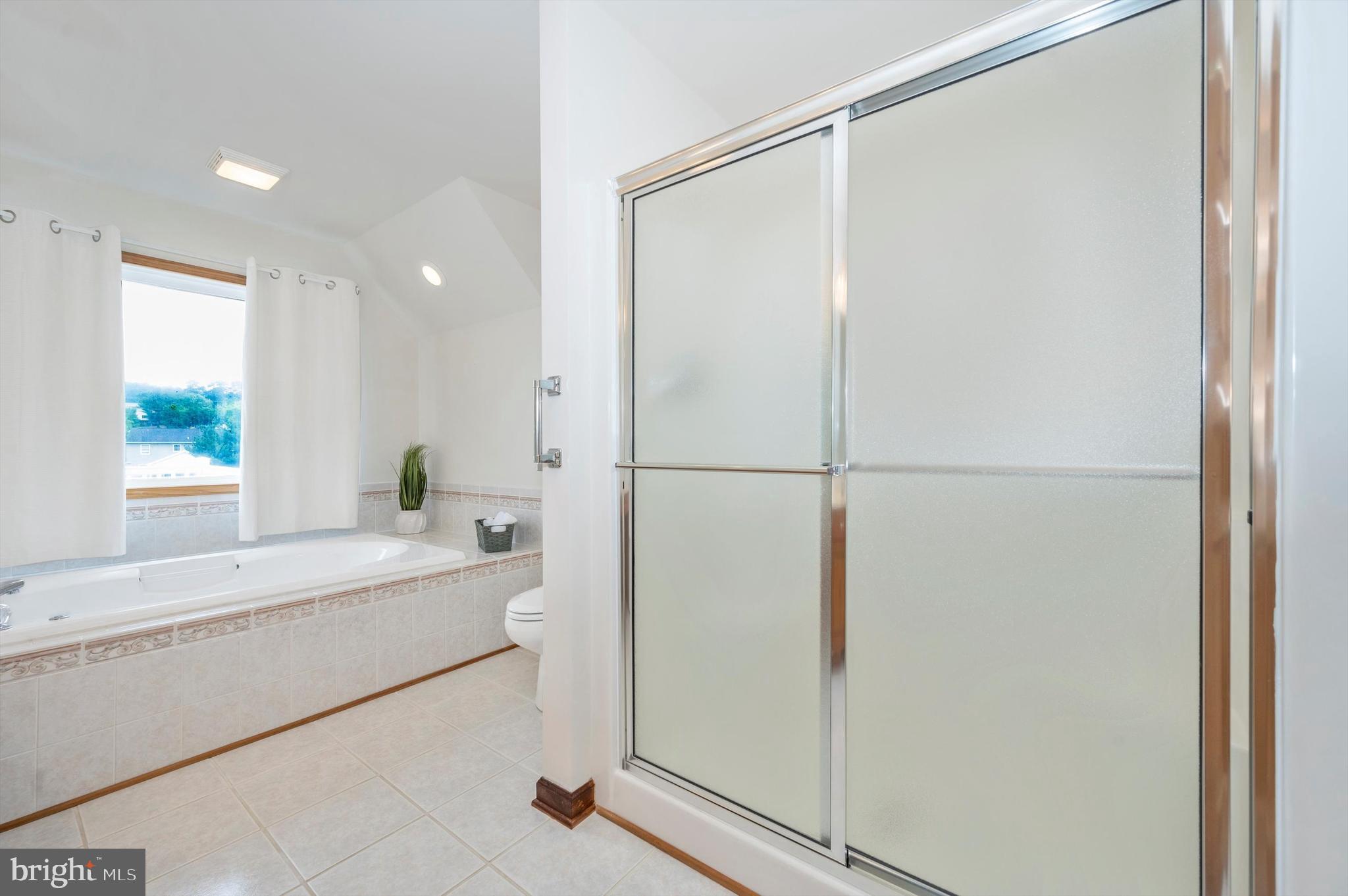41 Amanda Dr