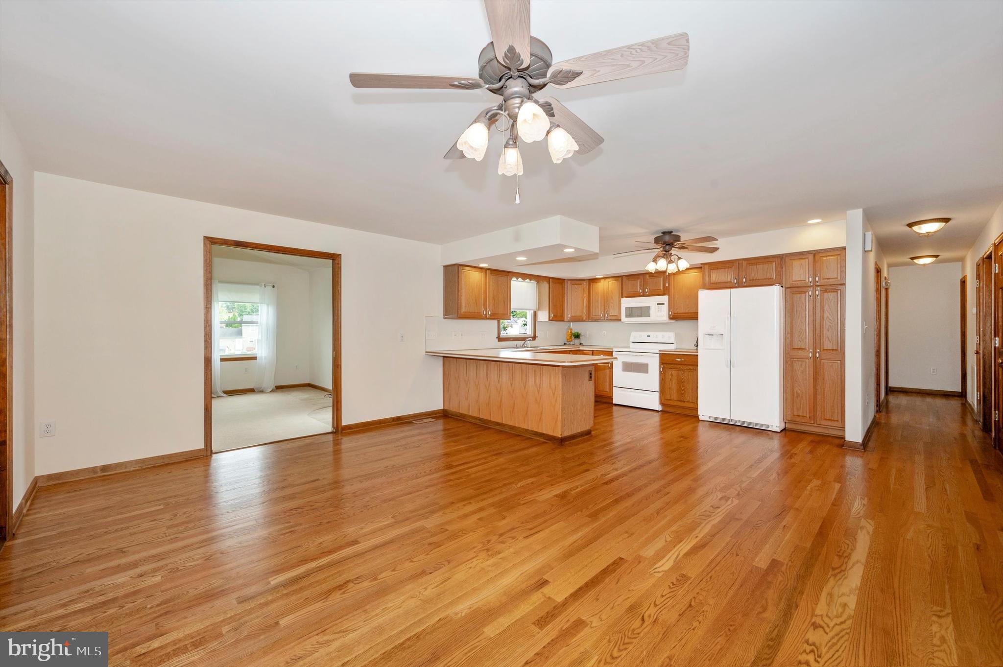 41 Amanda Dr