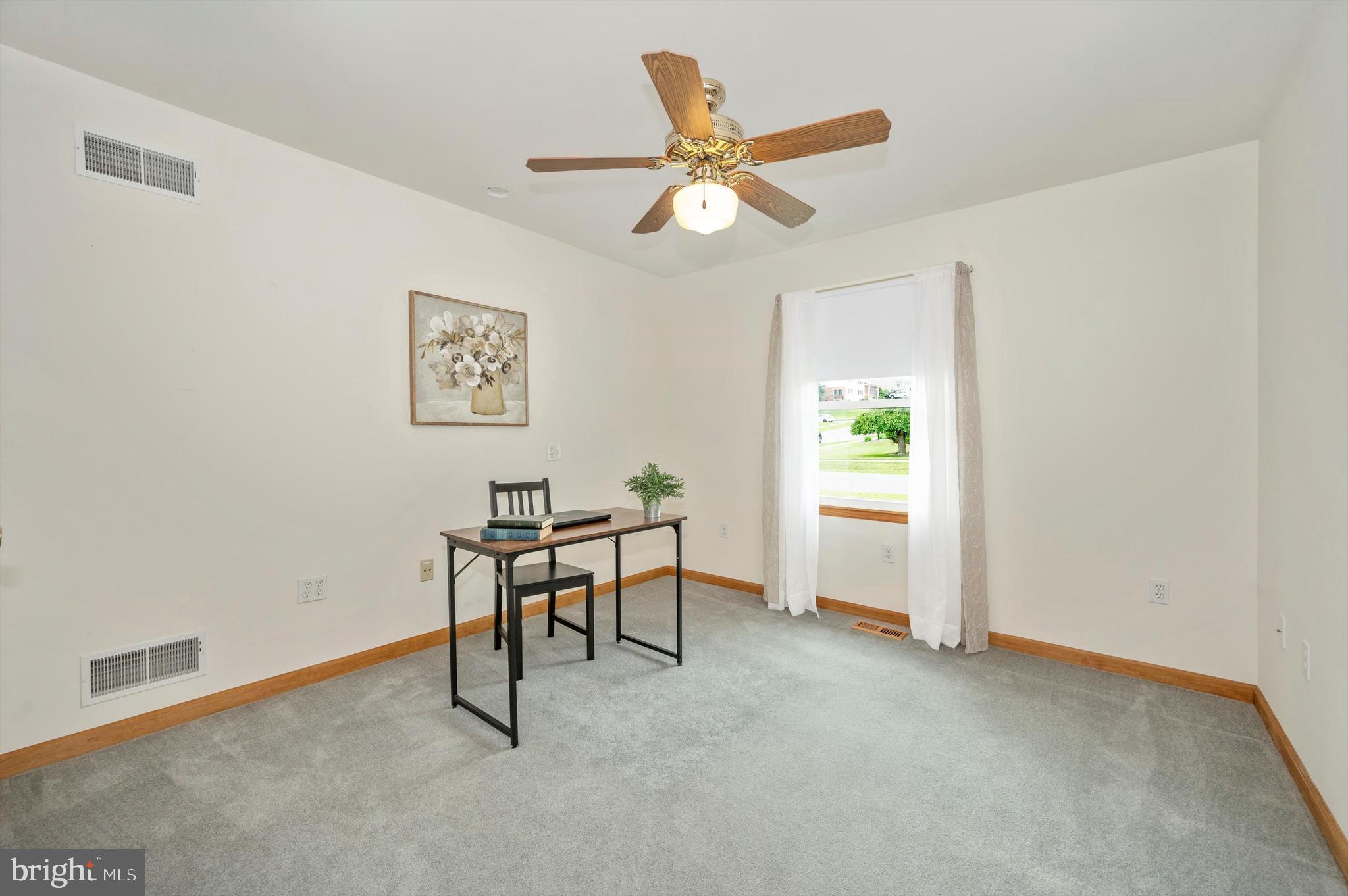 41 Amanda Dr