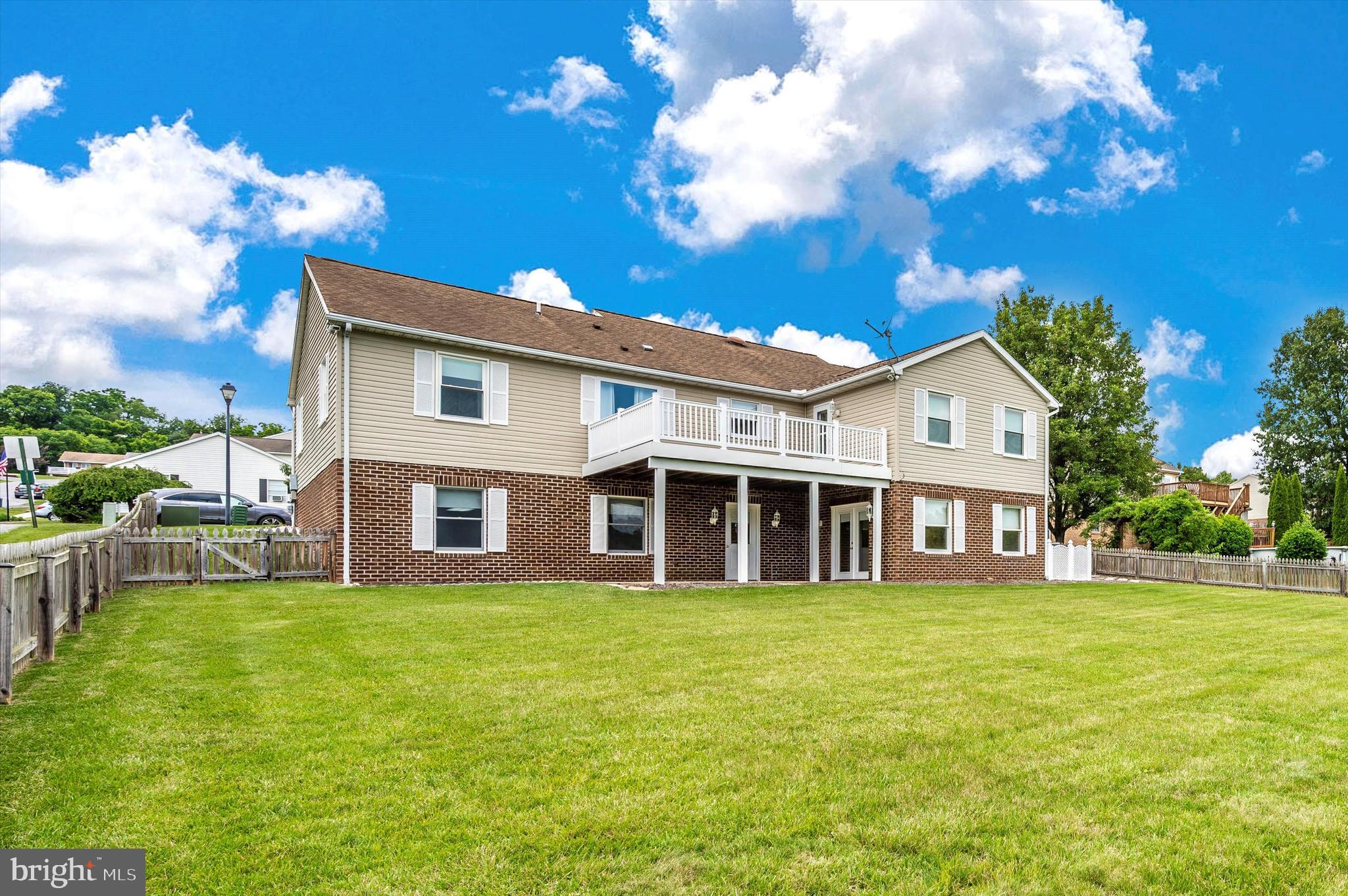 41 Amanda Dr