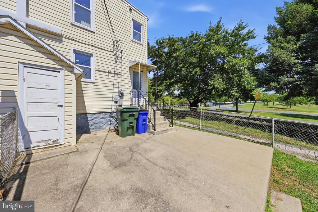 354 N CANNON