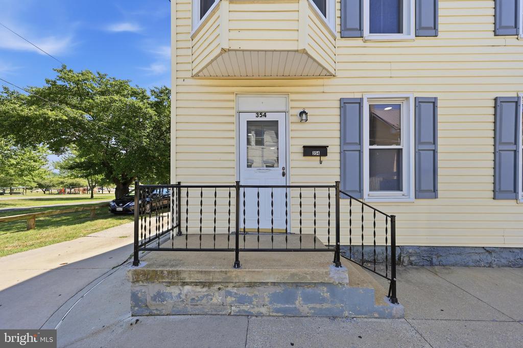 354 N CANNON