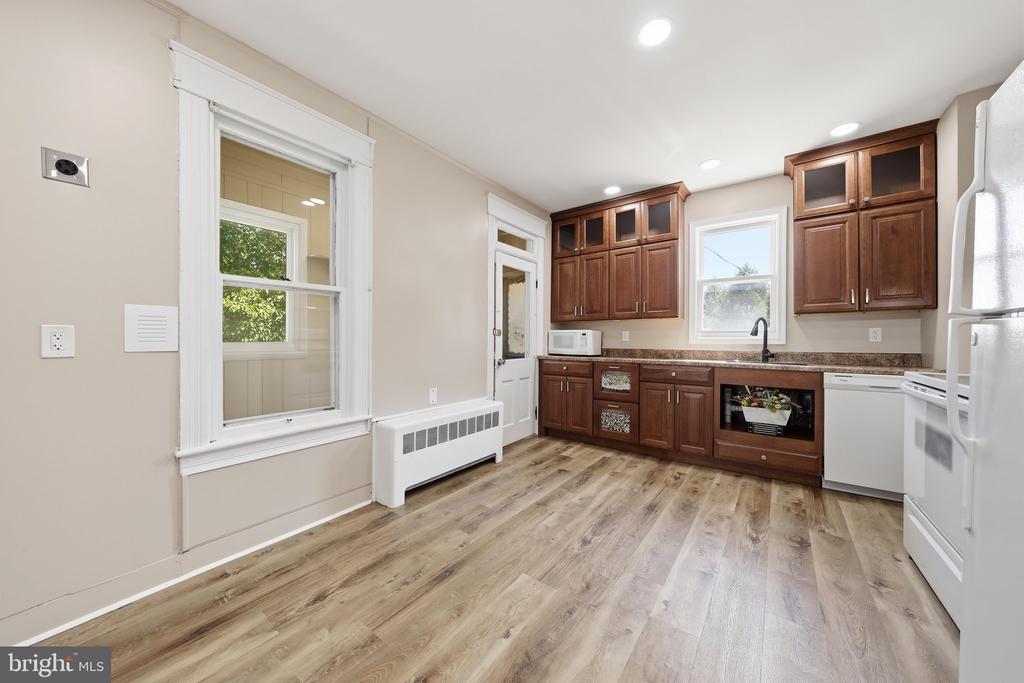 354 N CANNON