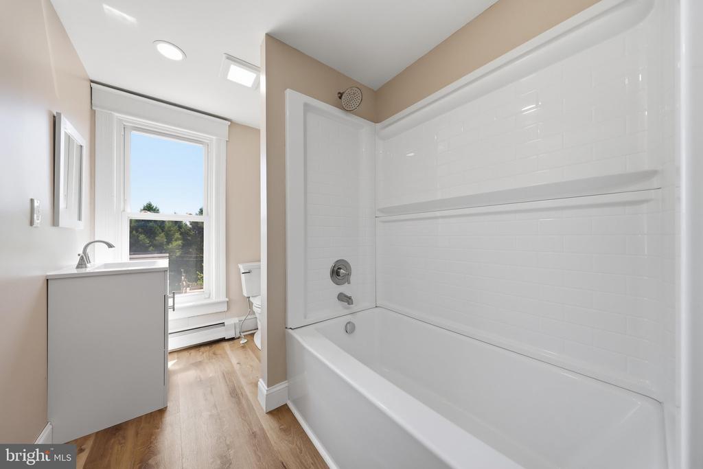 354 N CANNON