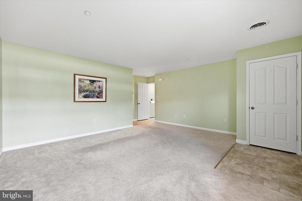 1236 GRAND LEGACY DRIVE