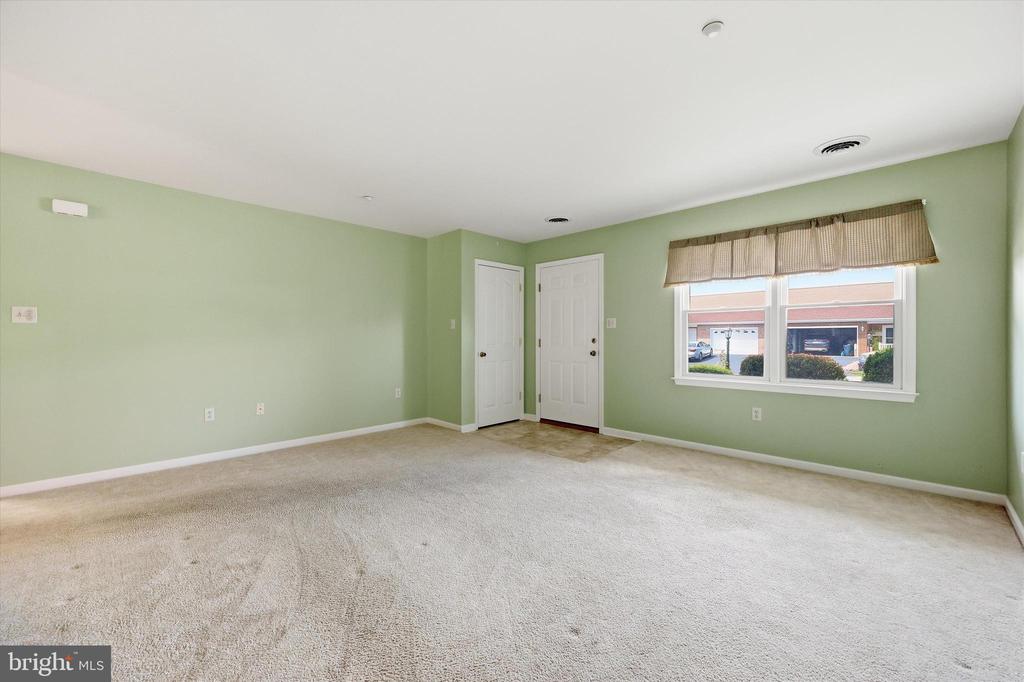 1236 GRAND LEGACY DRIVE