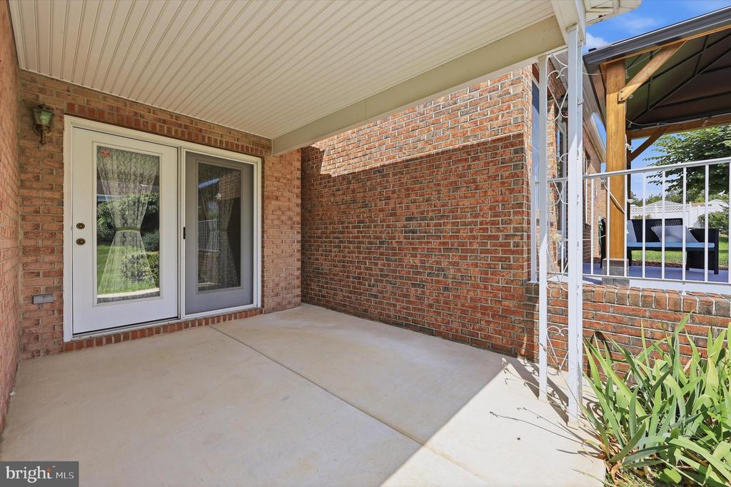 1236 GRAND LEGACY DRIVE