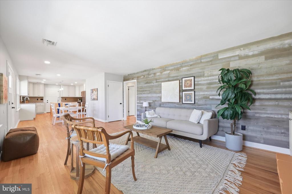 403 W WILSON BOULEVARD
