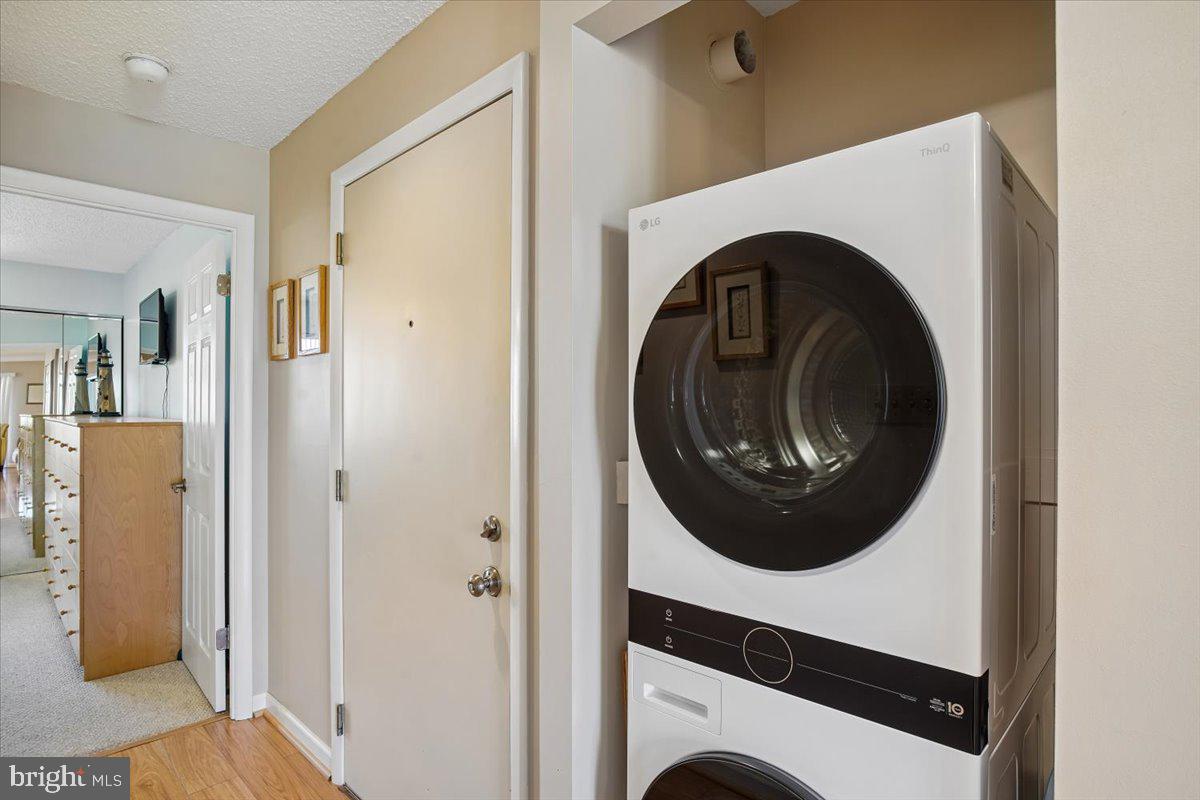 204 33RD STREET 30302