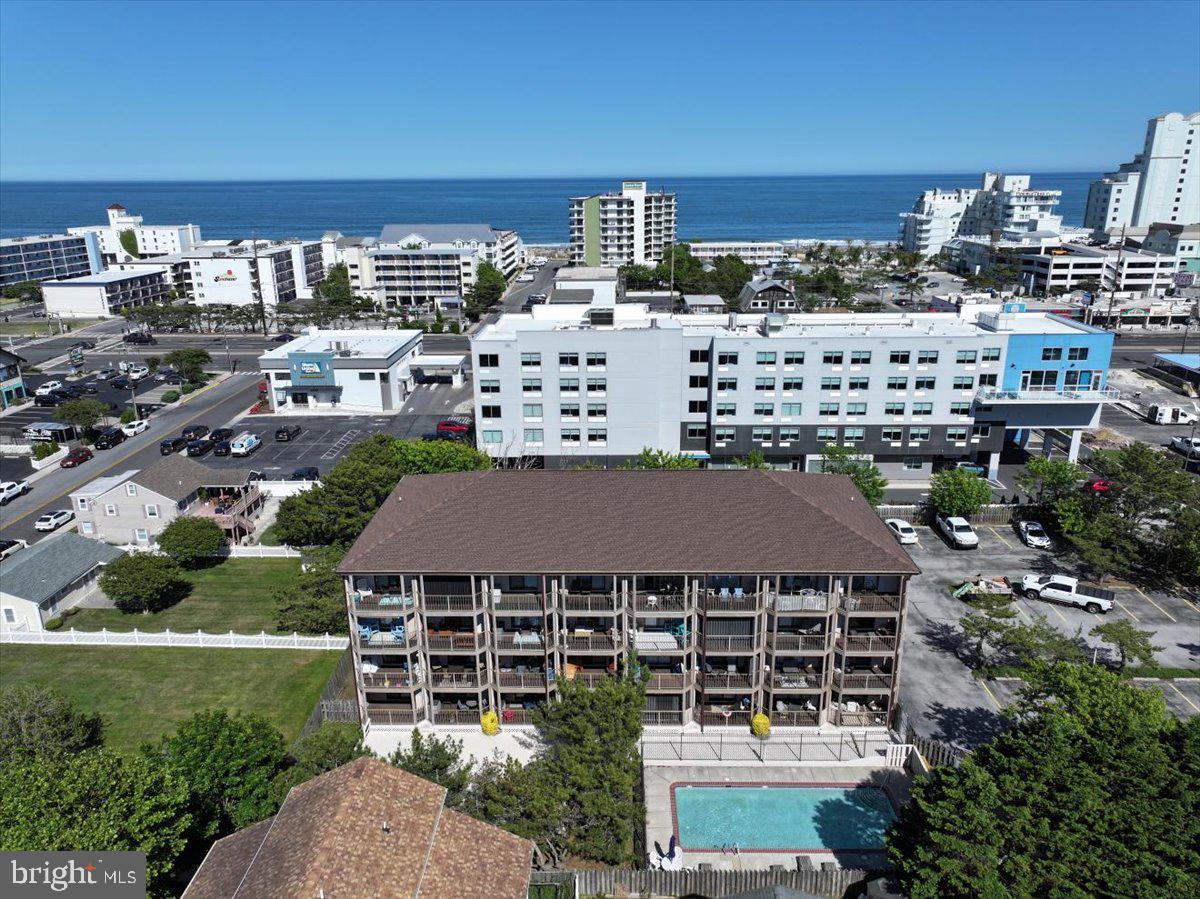 204 33RD STREET 30302