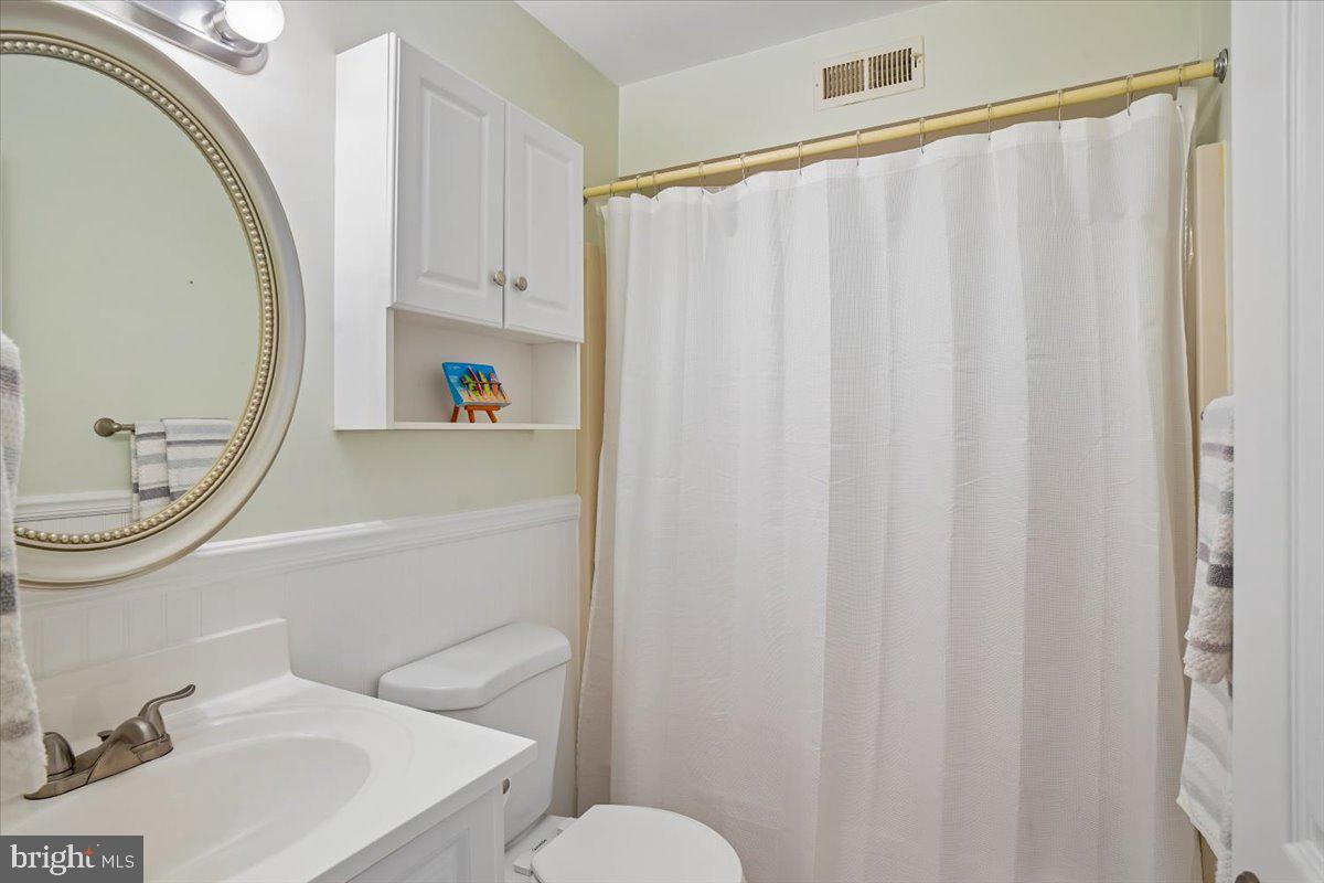 204 33RD STREET 30302