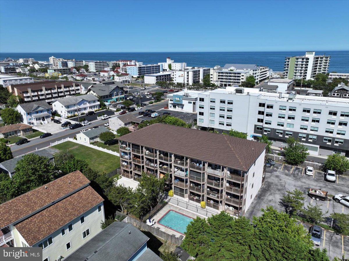 204 33RD STREET 30302