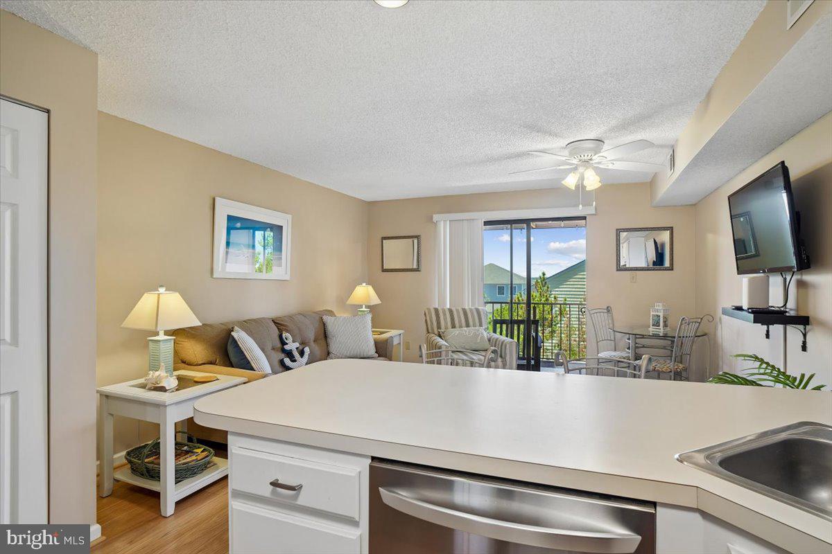 204 33RD STREET 30302