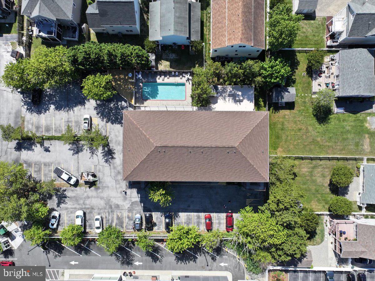 204 33RD STREET 30302