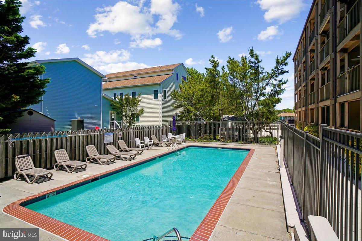 204 33RD STREET 30302