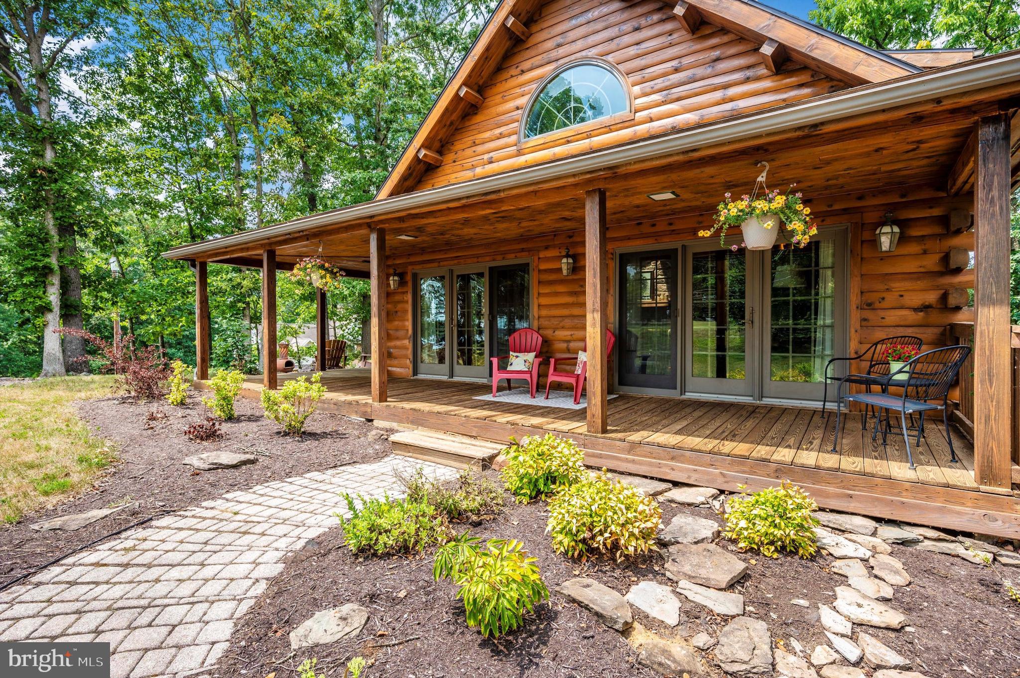 97 Lake Meade Dr