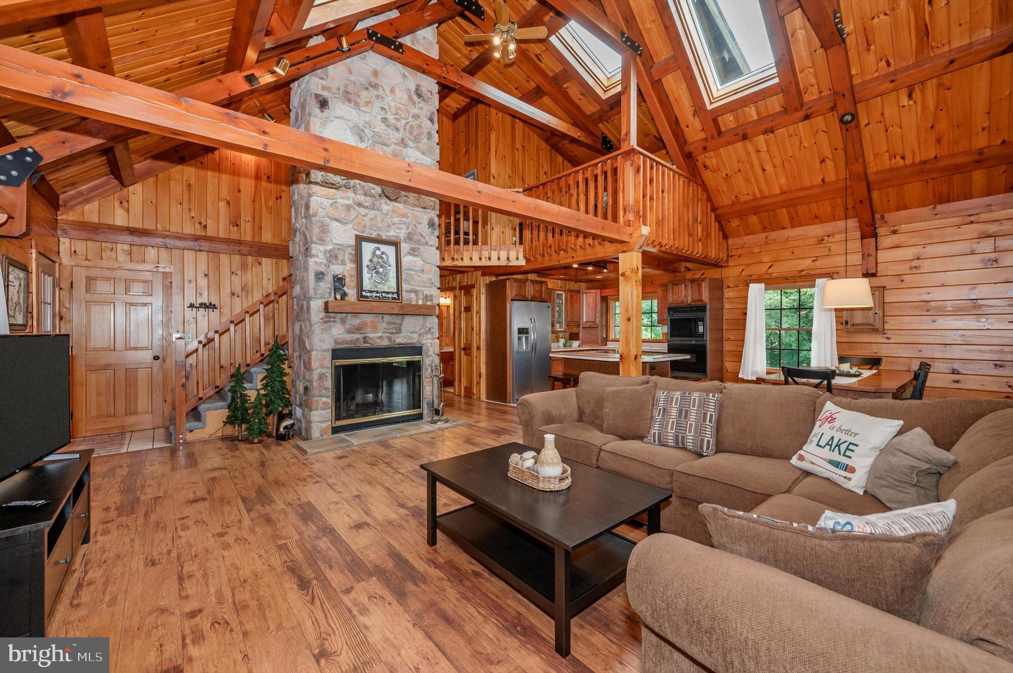 97 Lake Meade Dr