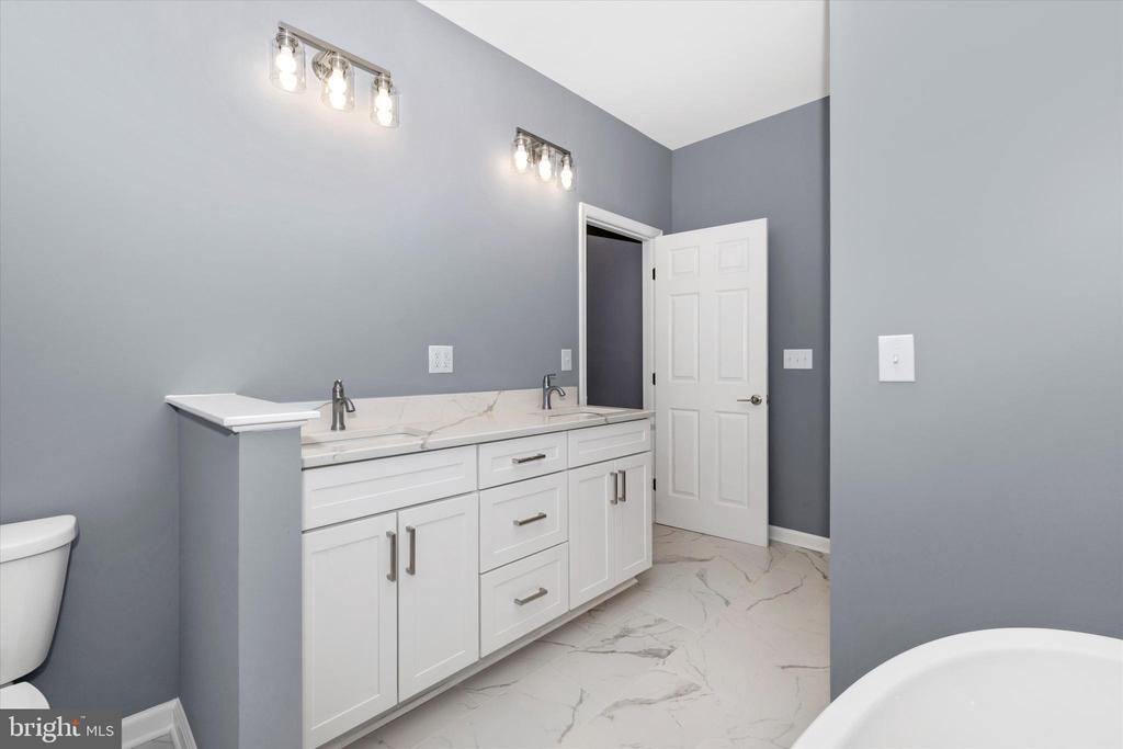45 CROSSVIEW TRAIL