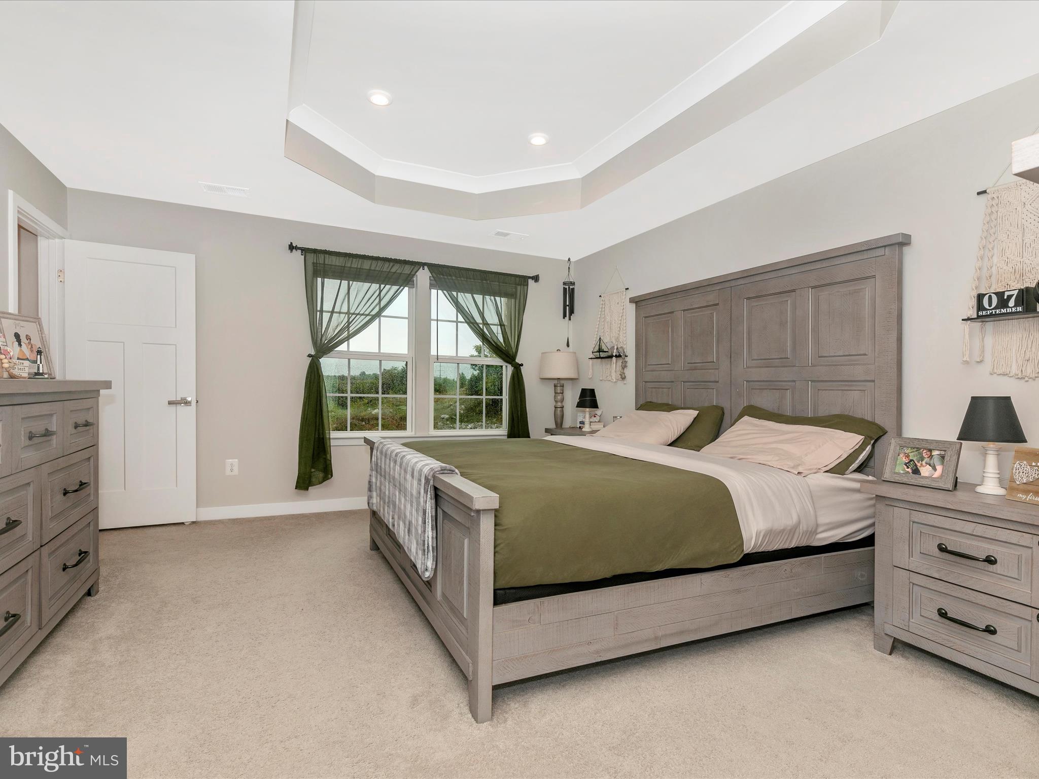383 ONTARIO DRIVE