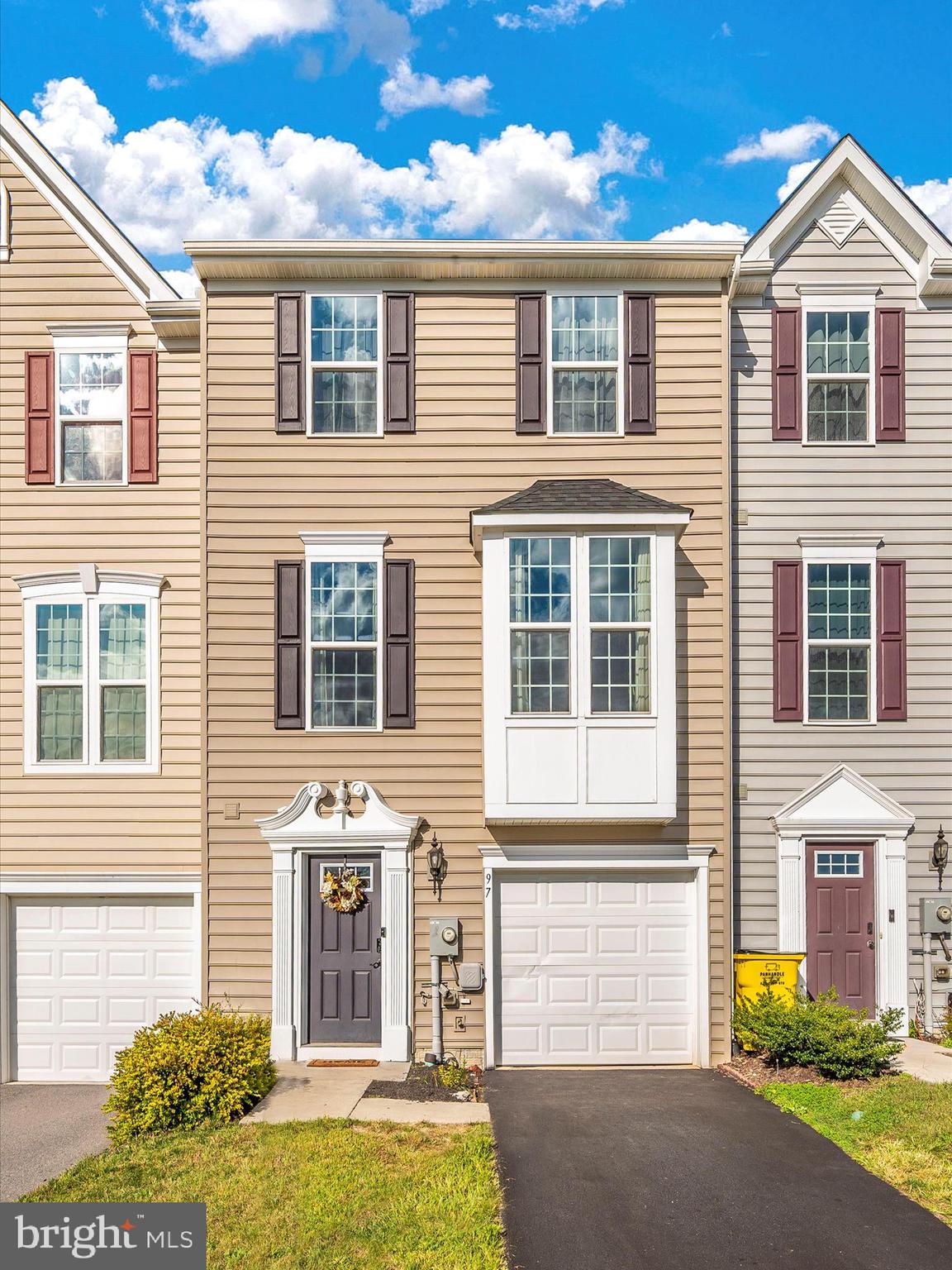 97 Montreal WAY