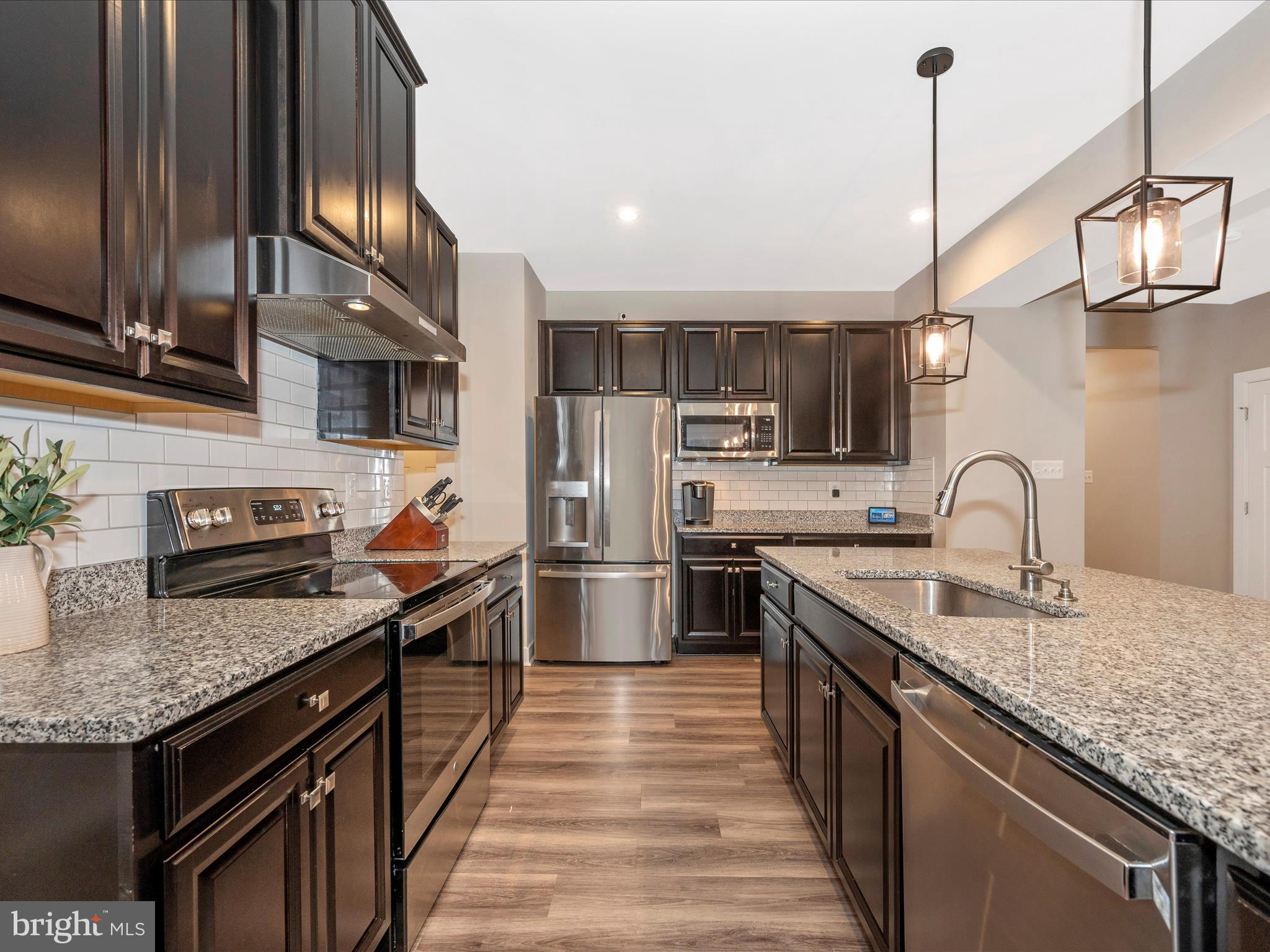 13 Tremont TERRACE