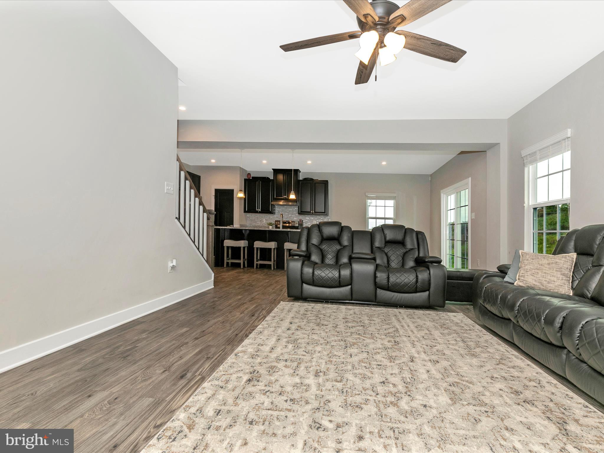 89 Tremont TERRACE
