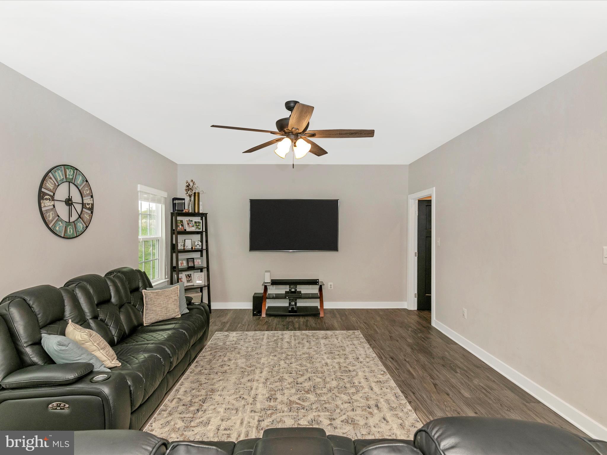 89 Tremont TERRACE