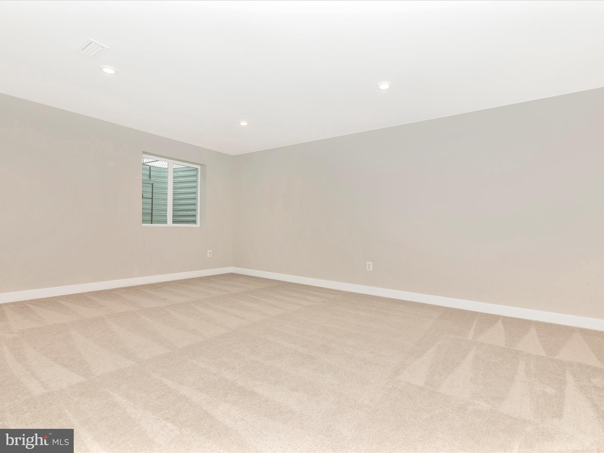 89 Tremont TERRACE