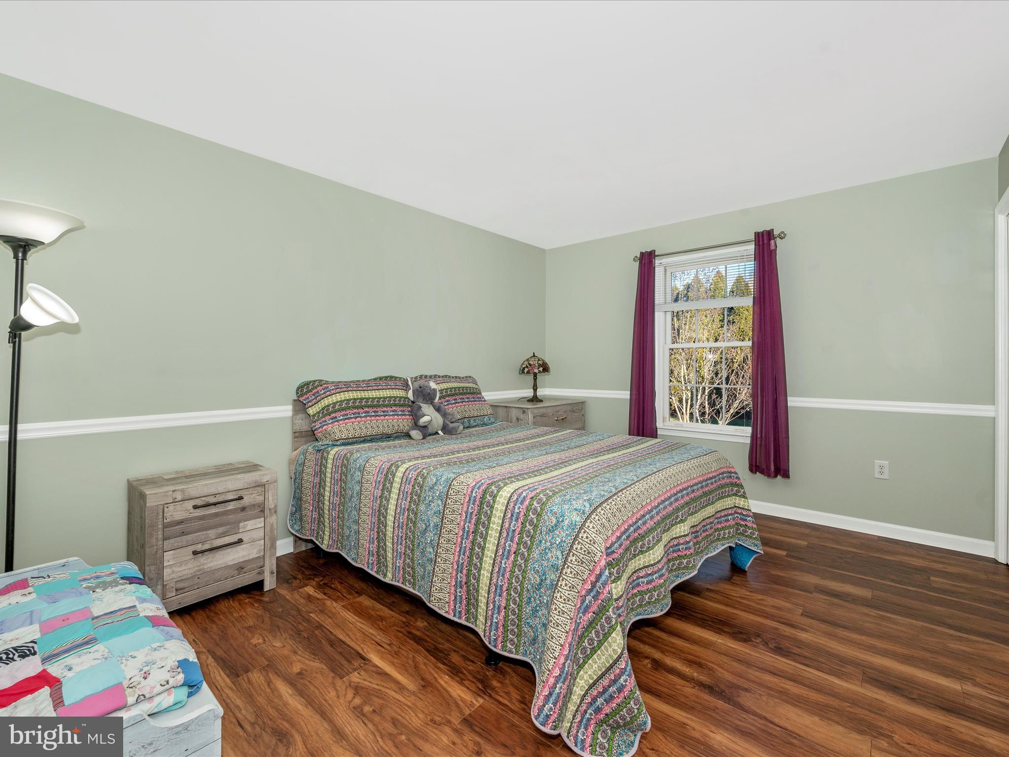 101 Oriole Ln