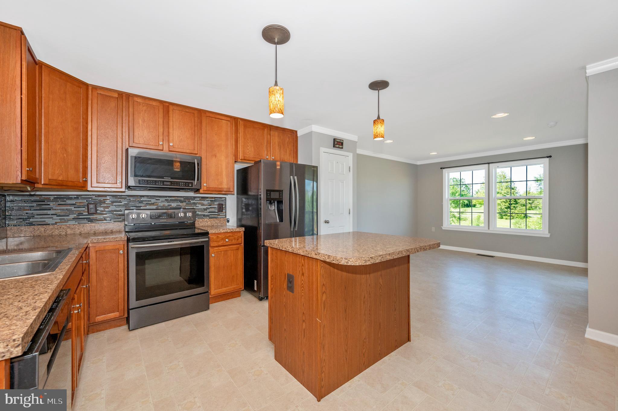 49 Carnegie Links Dr
