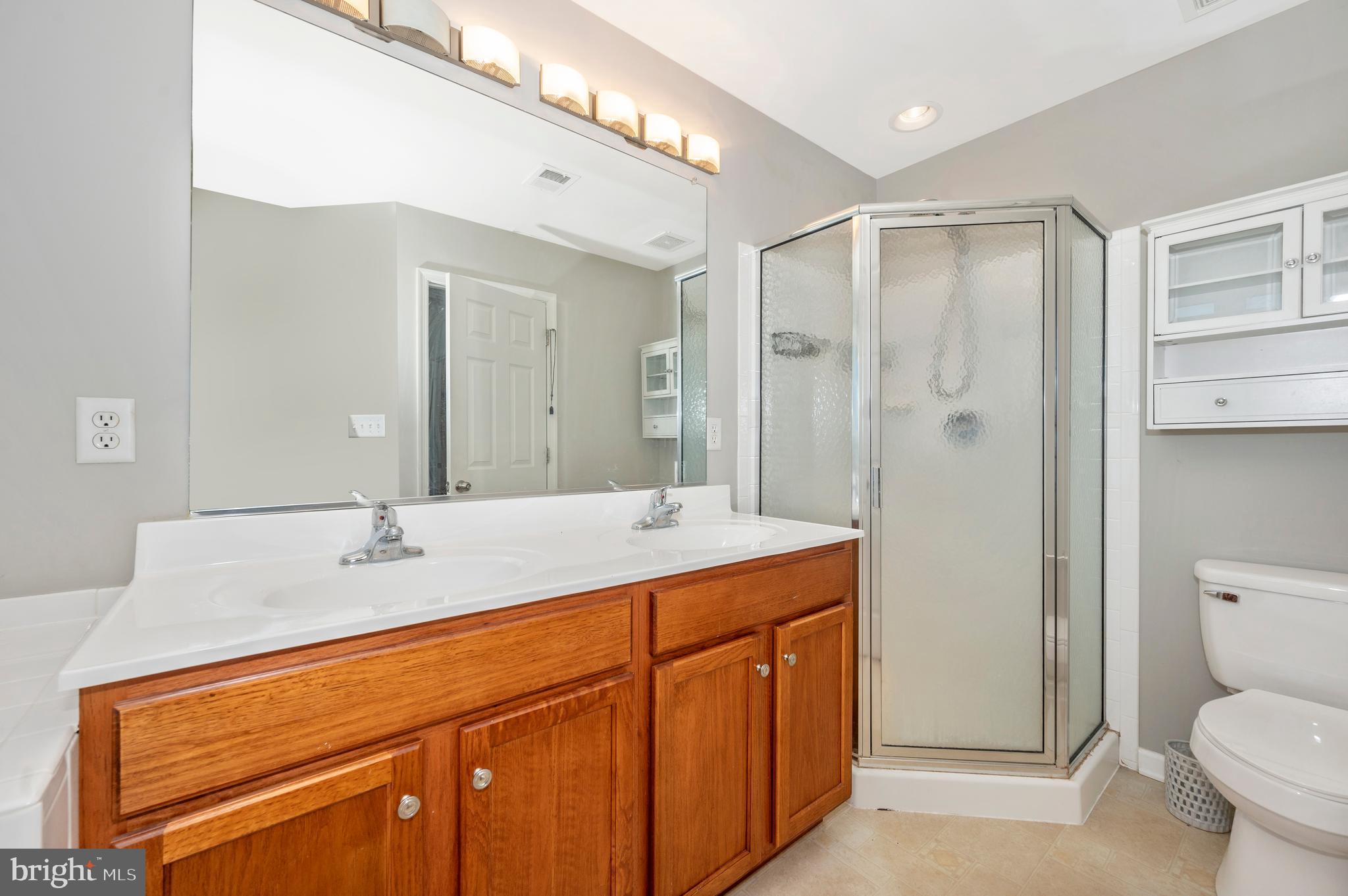 49 Carnegie Links Dr