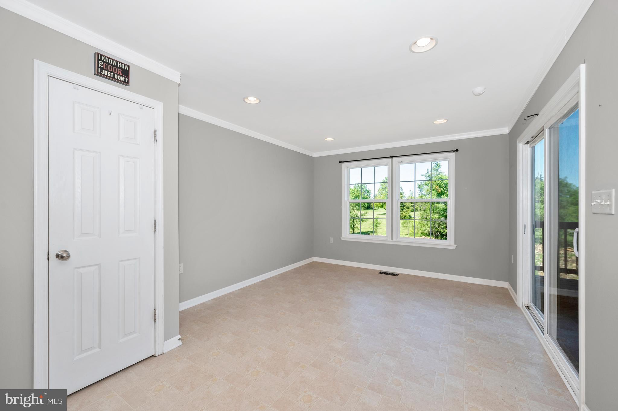 49 Carnegie Links Dr