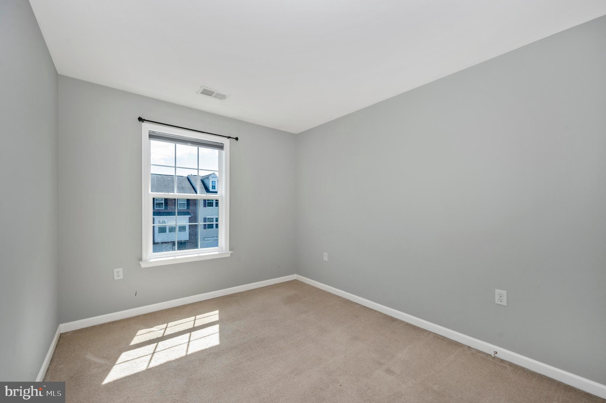 49 Carnegie Links Dr