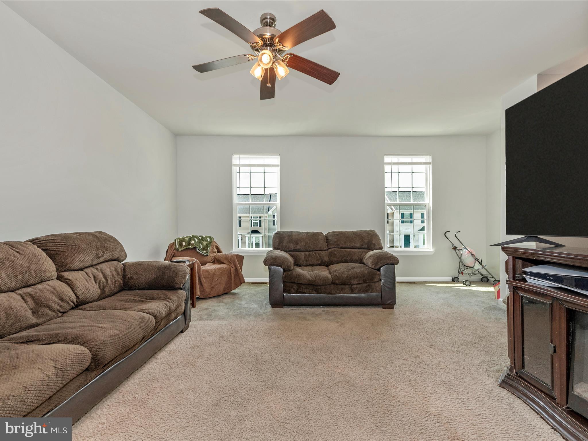 76 Norwood Dr