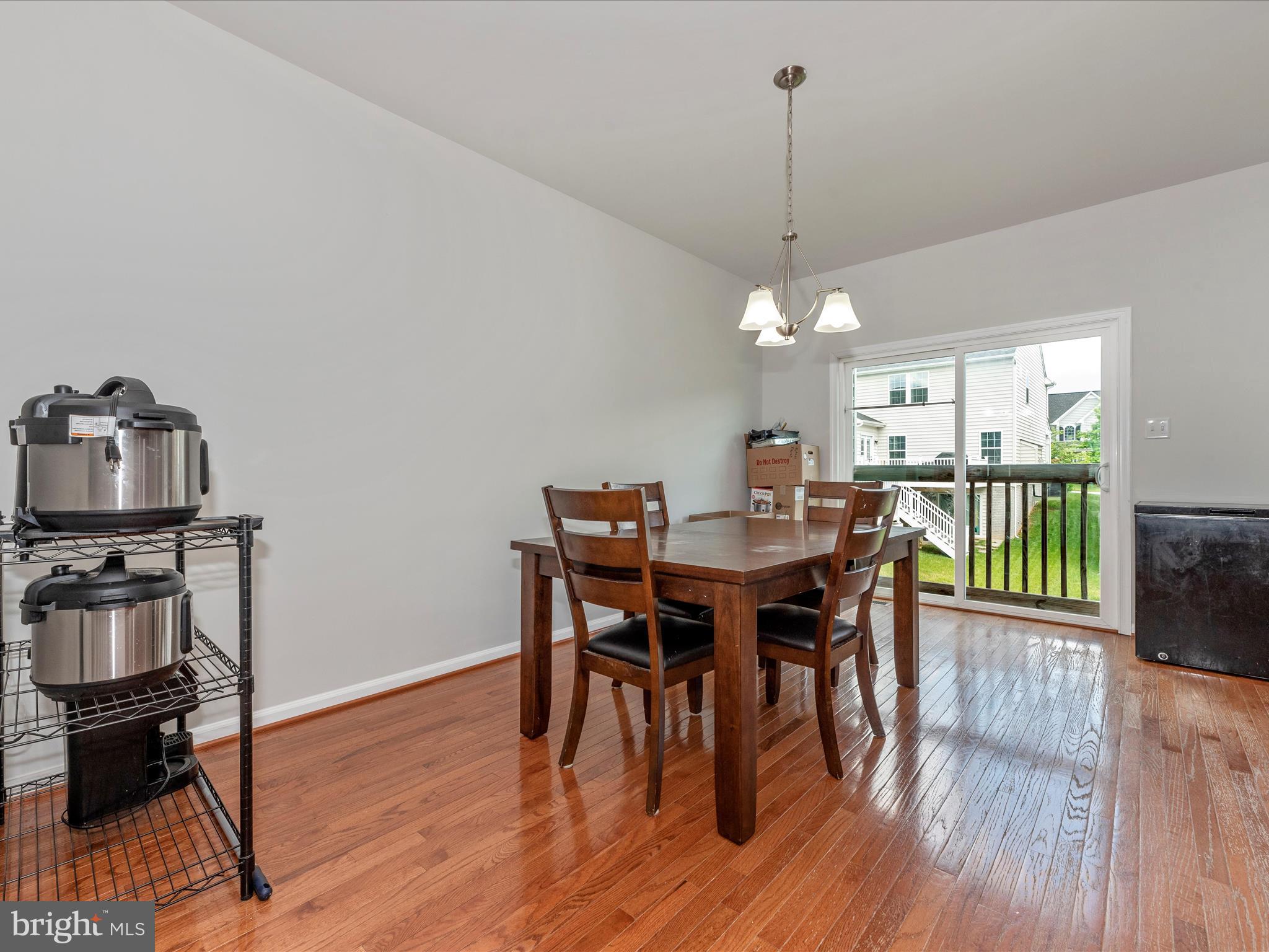 76 Norwood Dr