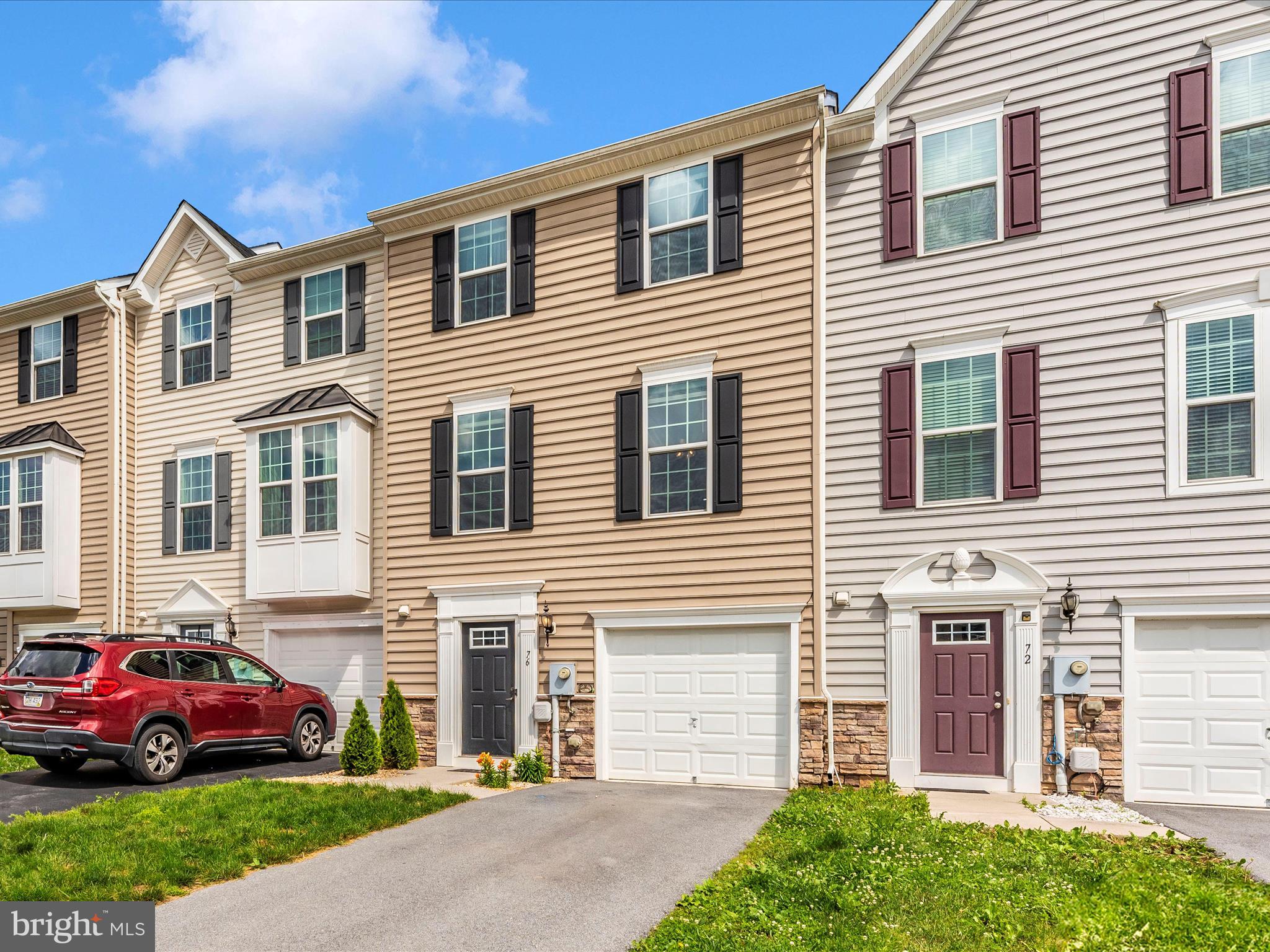 76 Norwood Dr