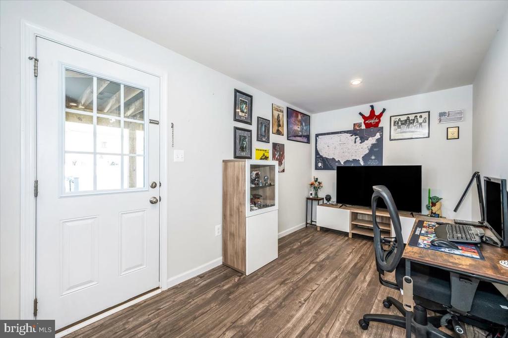27 Wiggles Ct