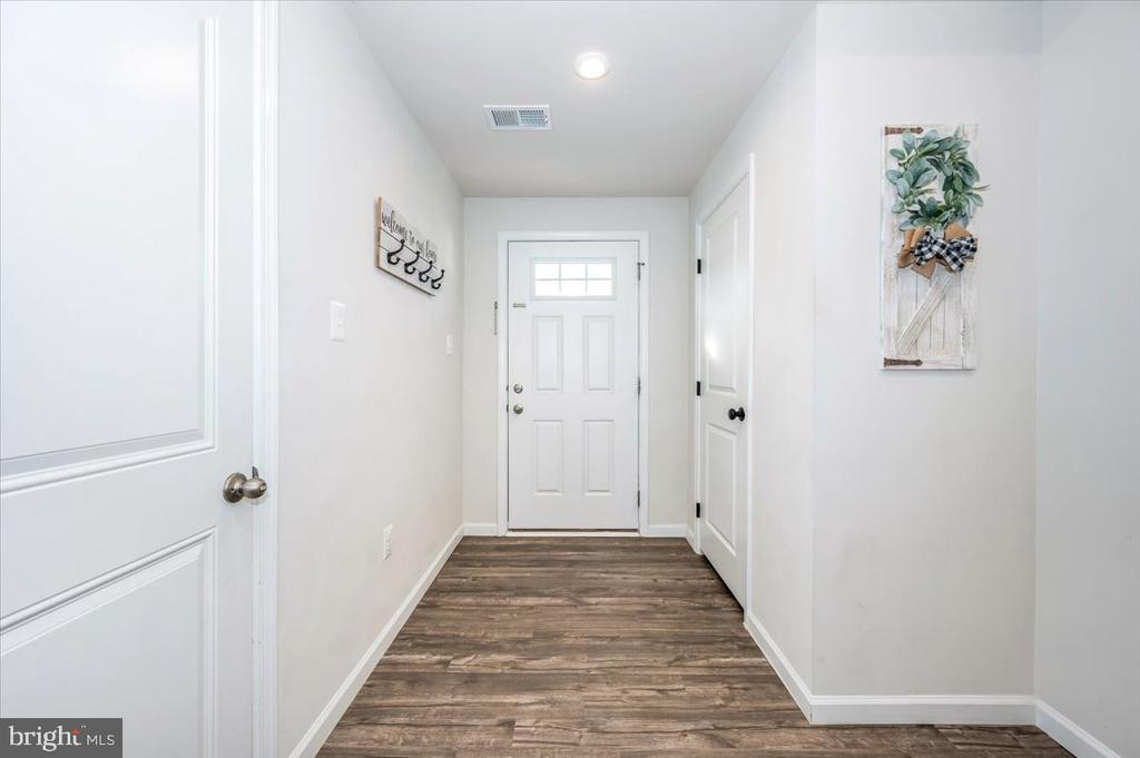 27 Wiggles Ct