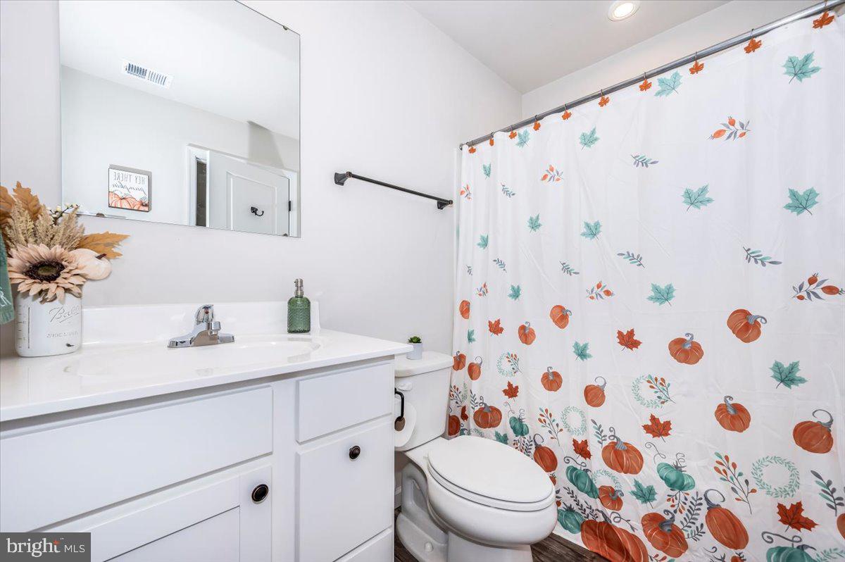 27 Wiggles Ct
