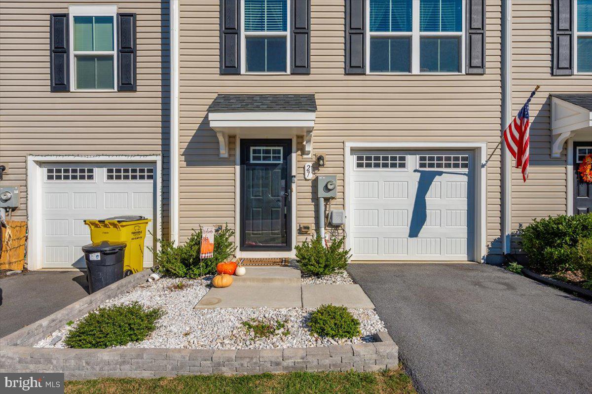 27 Wiggles Ct