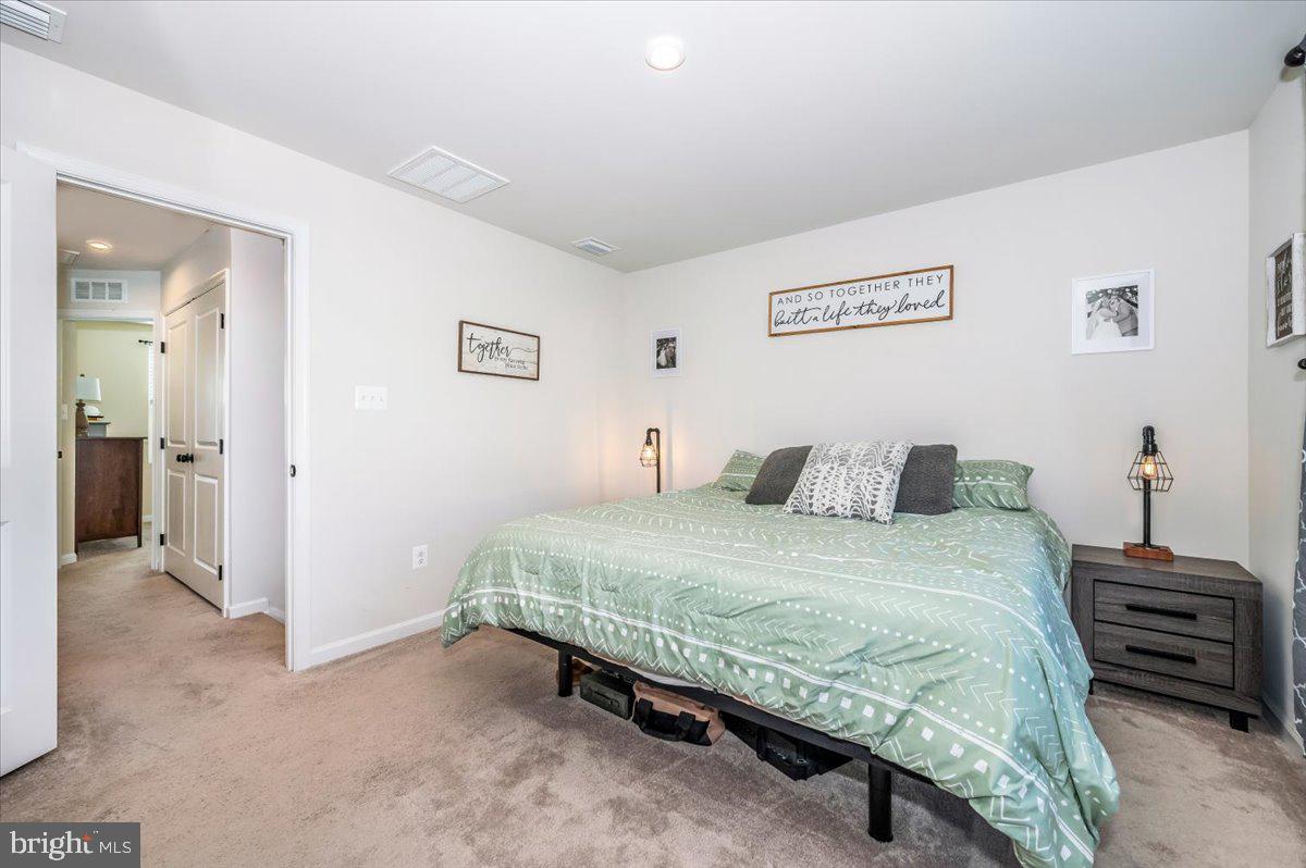 27 Wiggles Ct