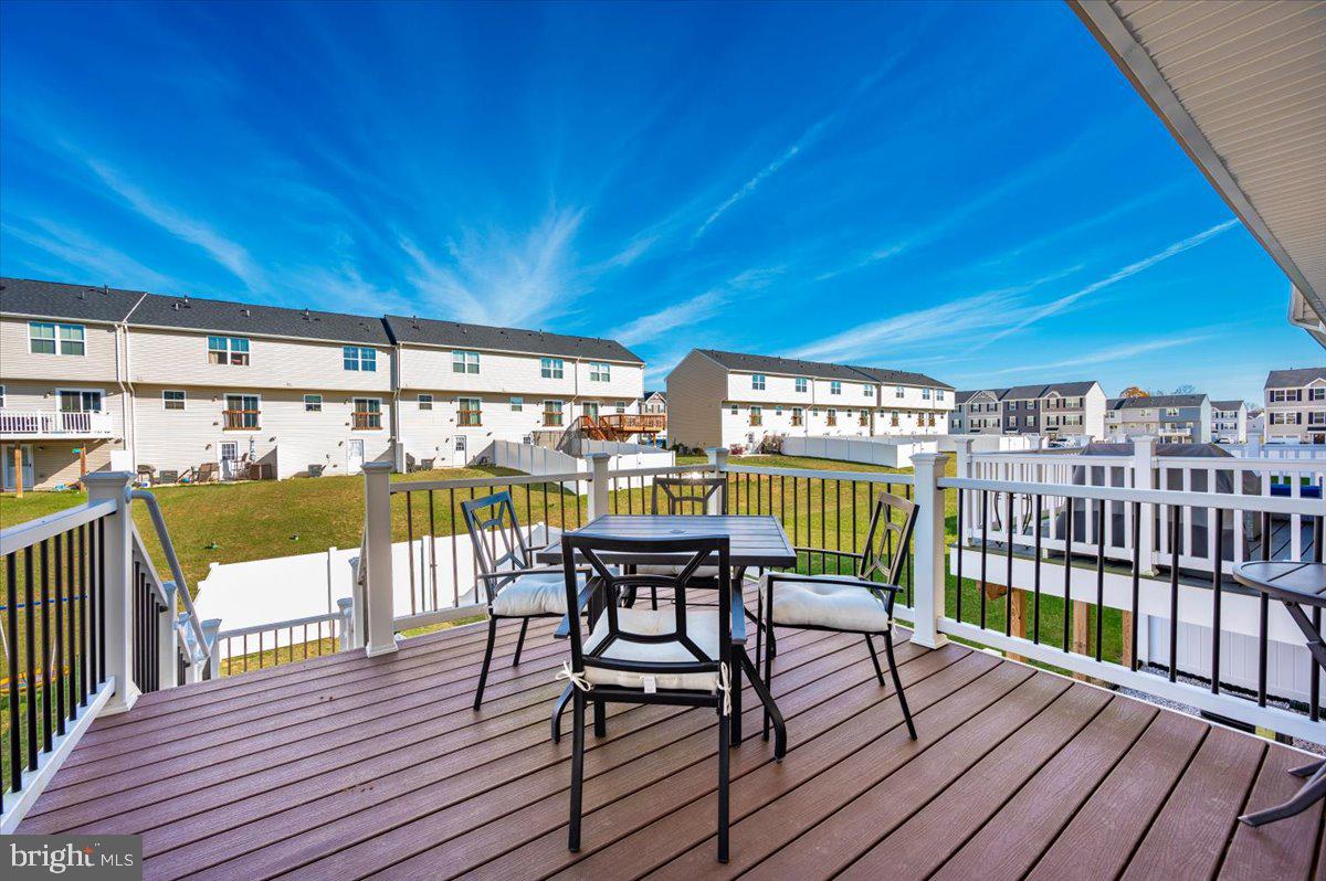 27 Wiggles Ct