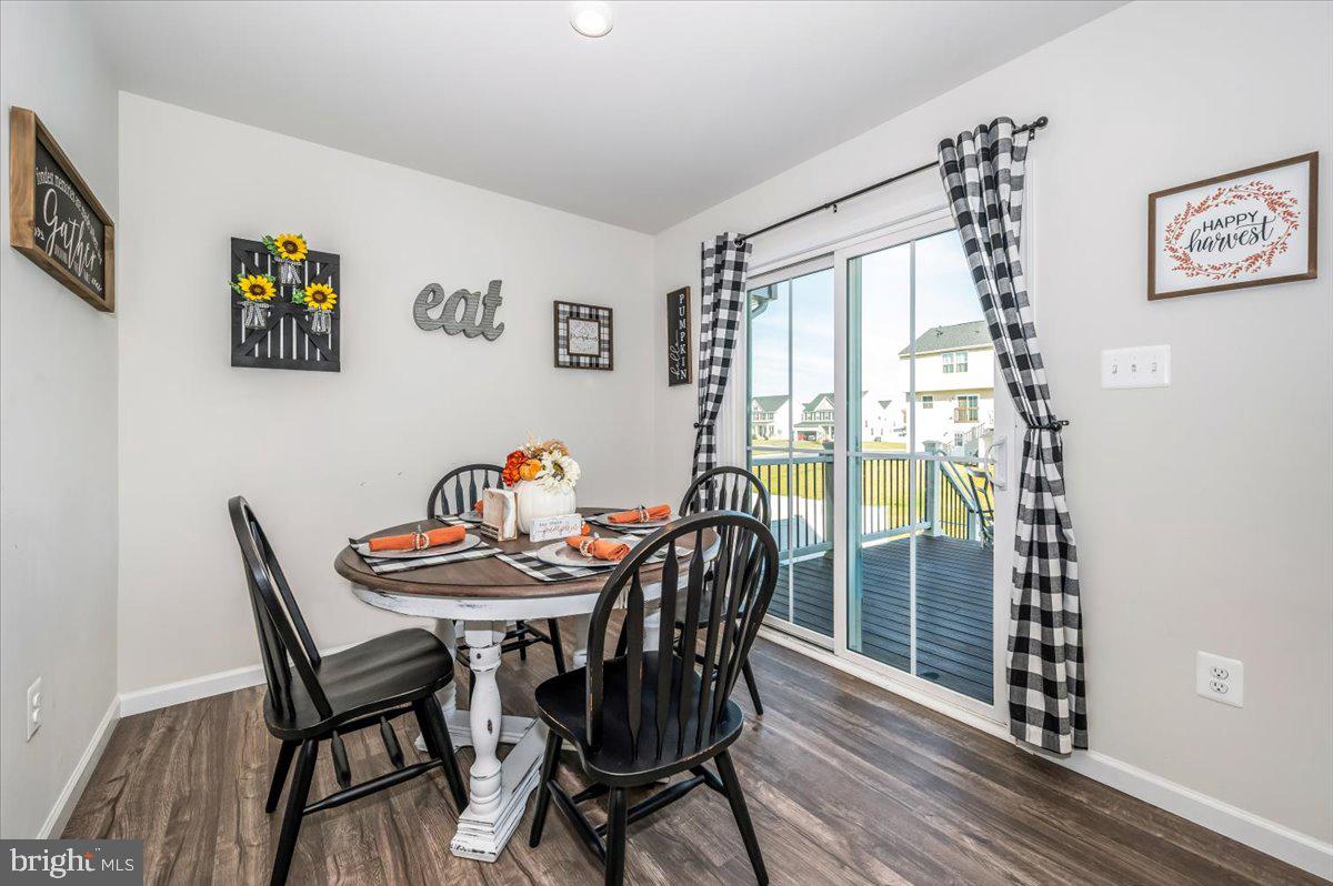 27 Wiggles Ct