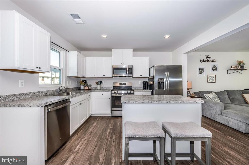 27 Wiggles Ct