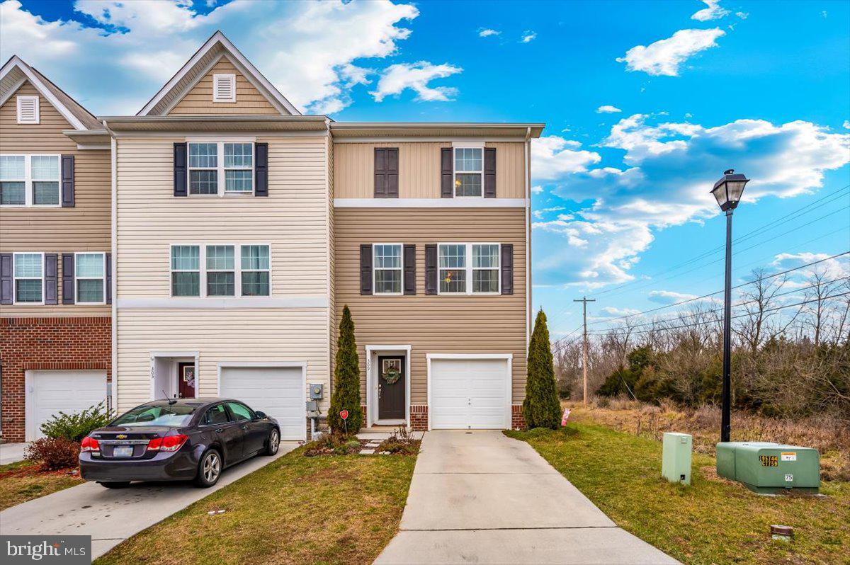 309 Magellan Dr