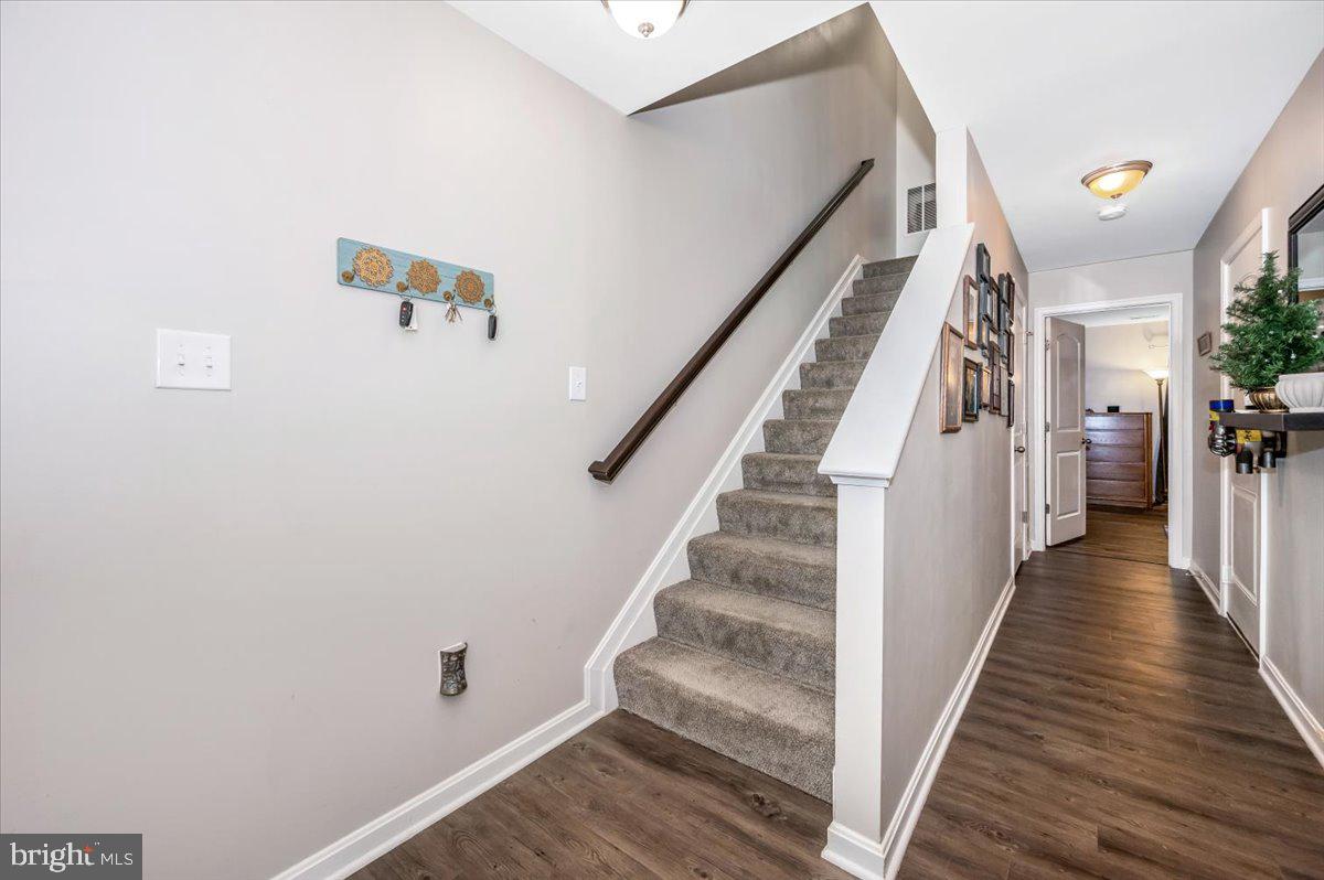 309 Magellan Dr