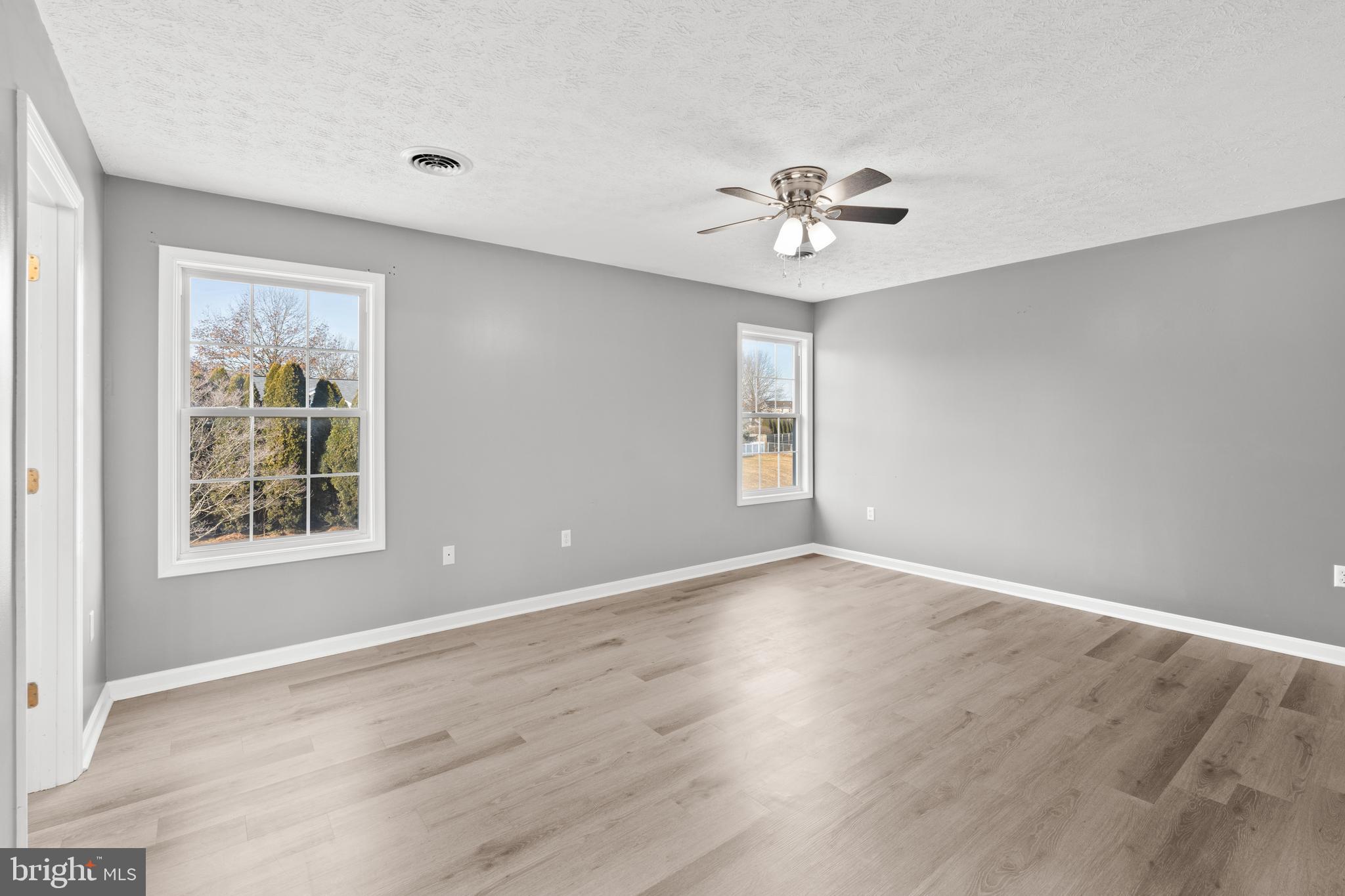 148 Crooked Oak Way