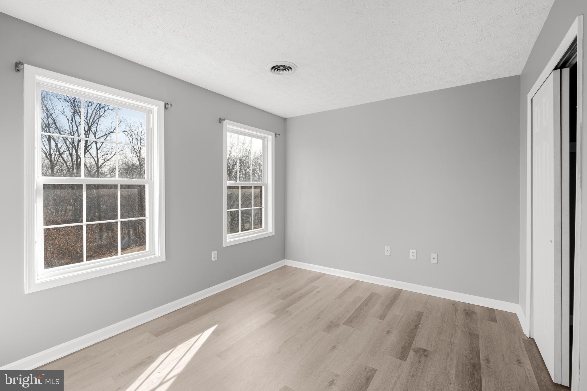 148 Crooked Oak Way
