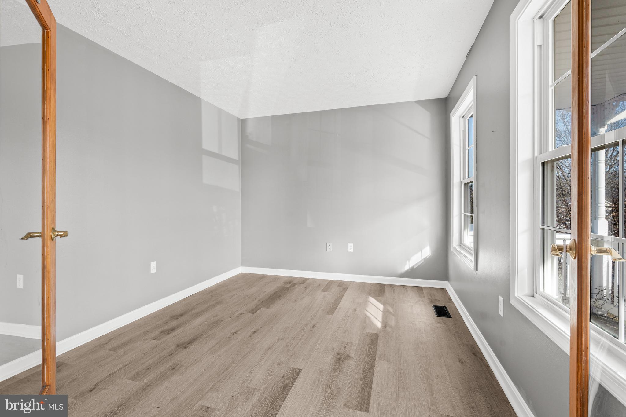 148 Crooked Oak Way
