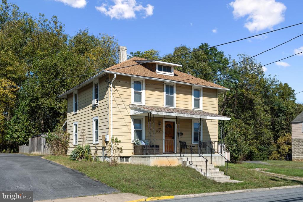 422 RANDOLPH STREET